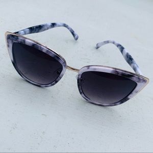 Cat Eye Sunglasses with Marble Frame